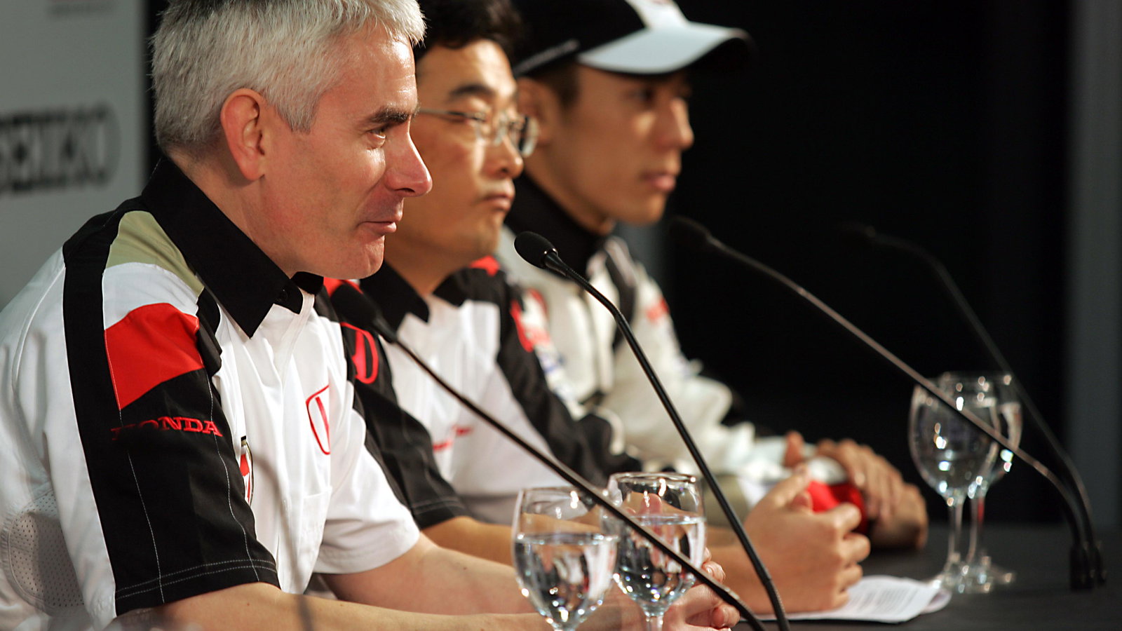 Geoff Willis, Takeo Kiuchi and Takuma Sato at the launch of the new BAR-Honda 007