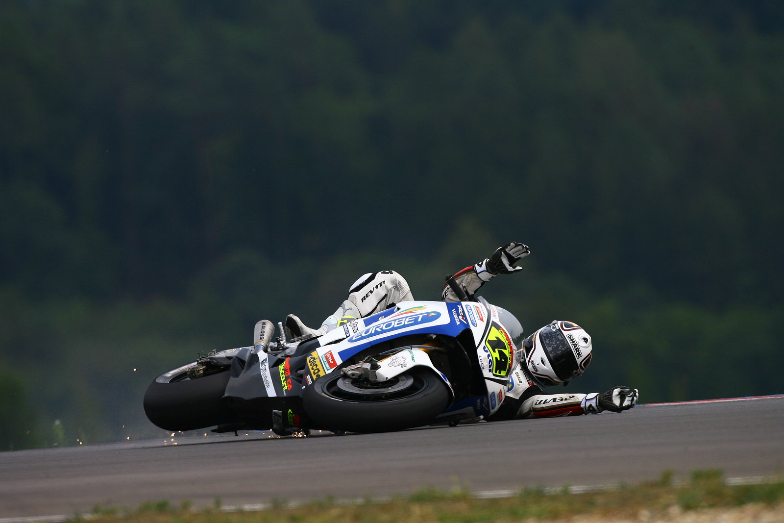 De Puniet crash, Czech MotoGP 2008