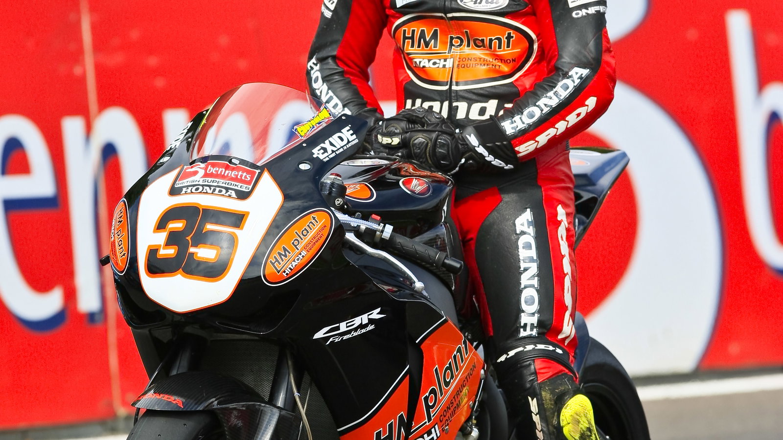 35. Cal Crutchlow HM Plant Honda, Honda CBR1000RR Fireblade