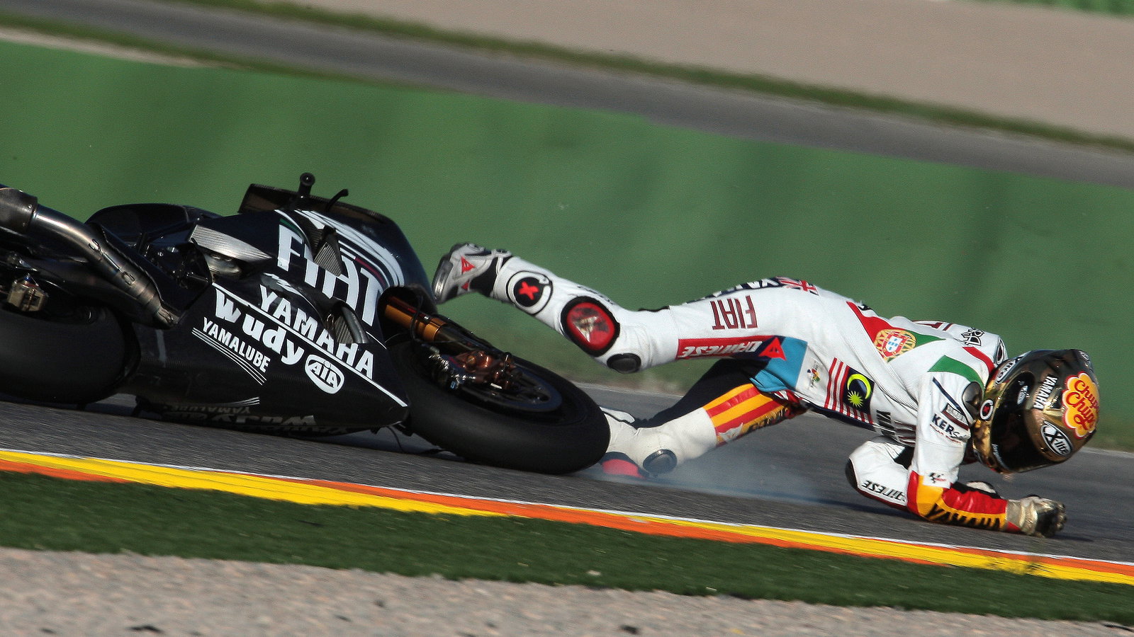 Lorenzo crash, Valencia MotoGP Tests 2008