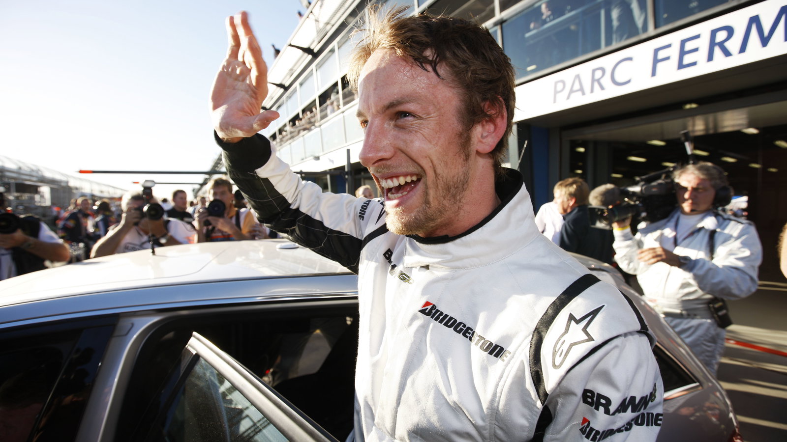 Jenson Button (GBR) Brawn BGP001 Celebrates Pole Position, Australian F1 Grand Prix, Albert Park, Me