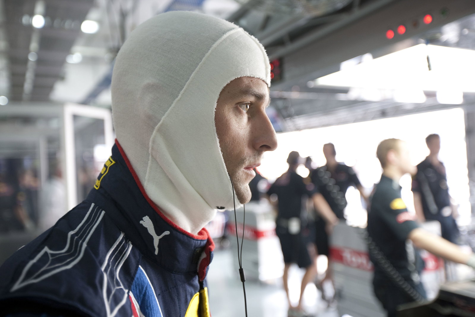 Mark Webber (AUS) Red Bull RB5, Bahrain F1 Grand Prix, Sakhir, Bahrain, 24-26th, April, 2009