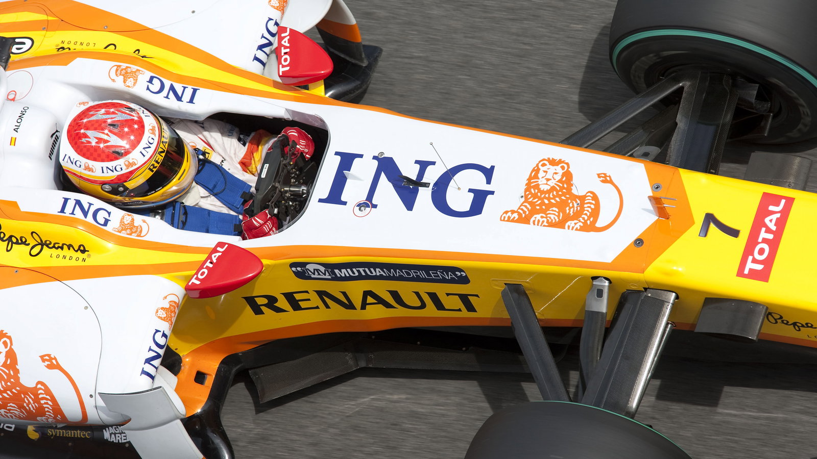 Fernando Alonso (ESP) Renault R29, Spanish F1 Grand Prix, Catalunya, 8th-10th, May, 2009