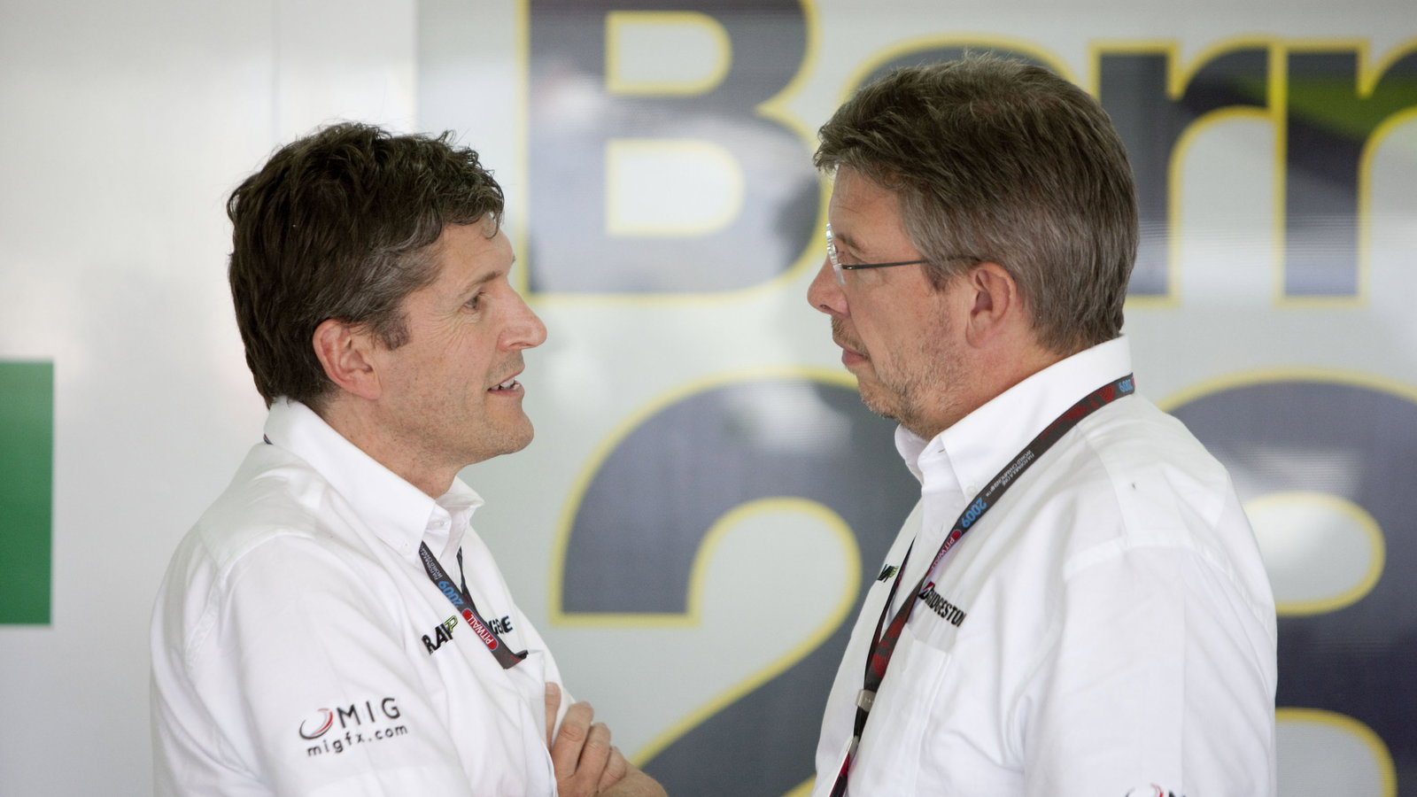 Nick Fry (GBR) Sporting Director BrawnGP, Ross Brawn (GBR) Team Principal, Brawn GP, Spanish F1 Gran