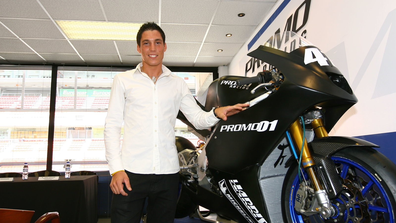 Alexis Espargaro and the Promo Racing Moto2 bike, Catalunya MotoGP 2009
