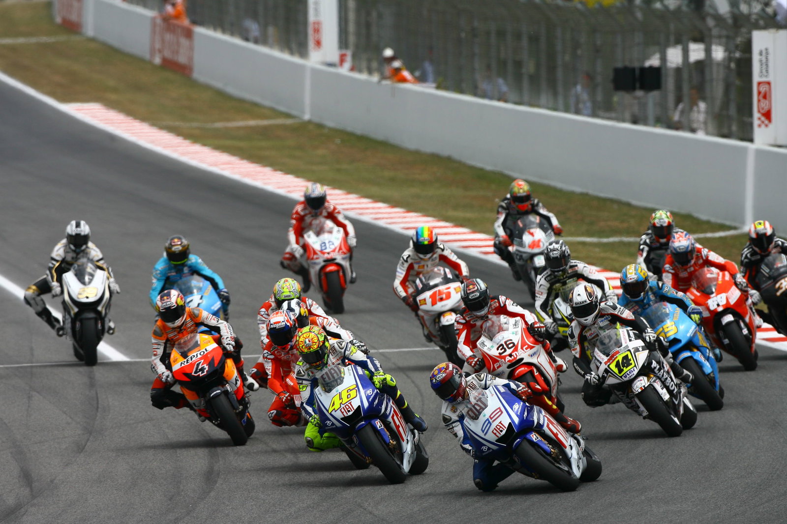 Lorenzo leads start, Catalunya MotoGP 2009