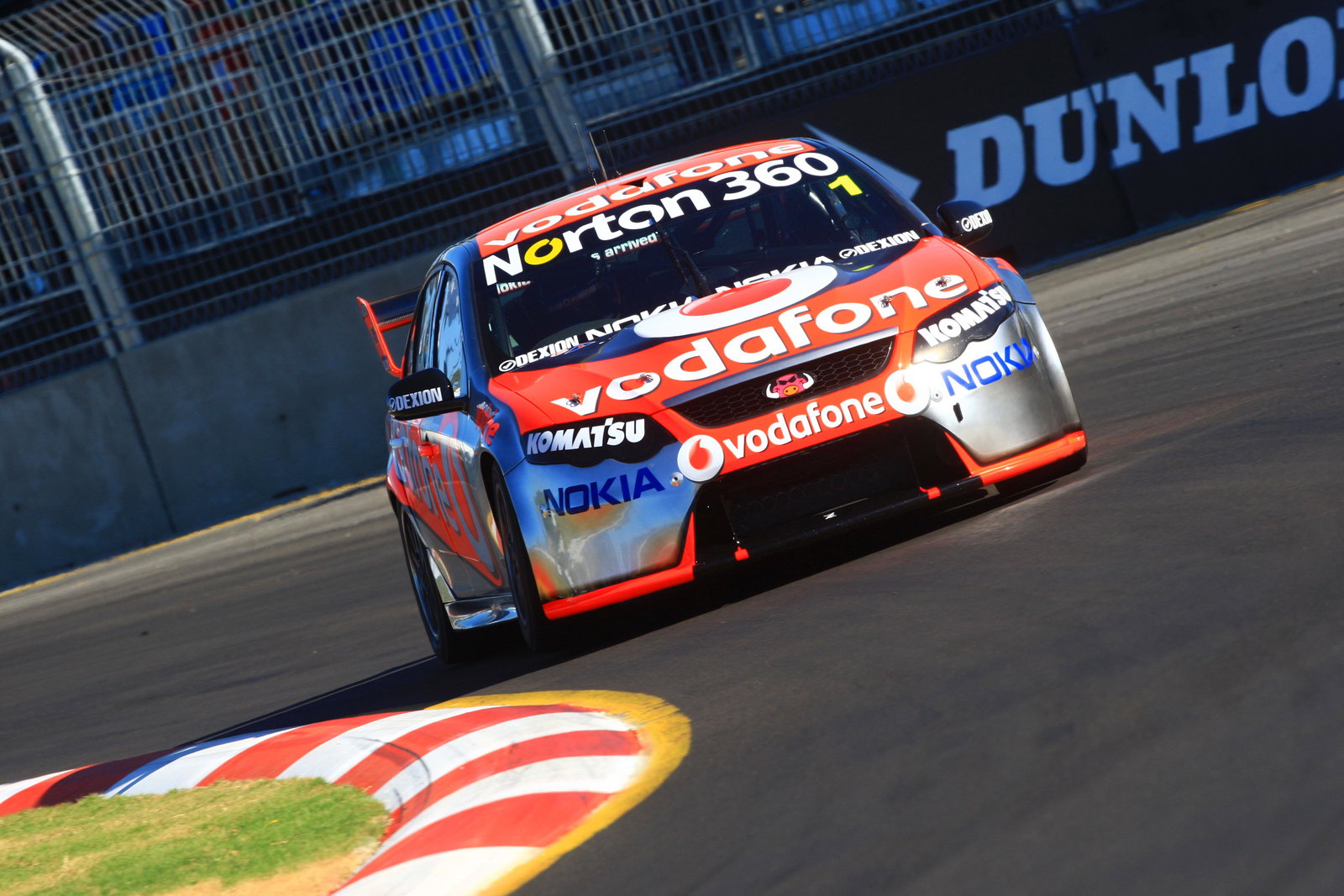 Jamie Whincup, (aust) Team Vodafone 888 Ford
Races 11 & 12 V8 Supercars
The Dunlop Townsville 40
