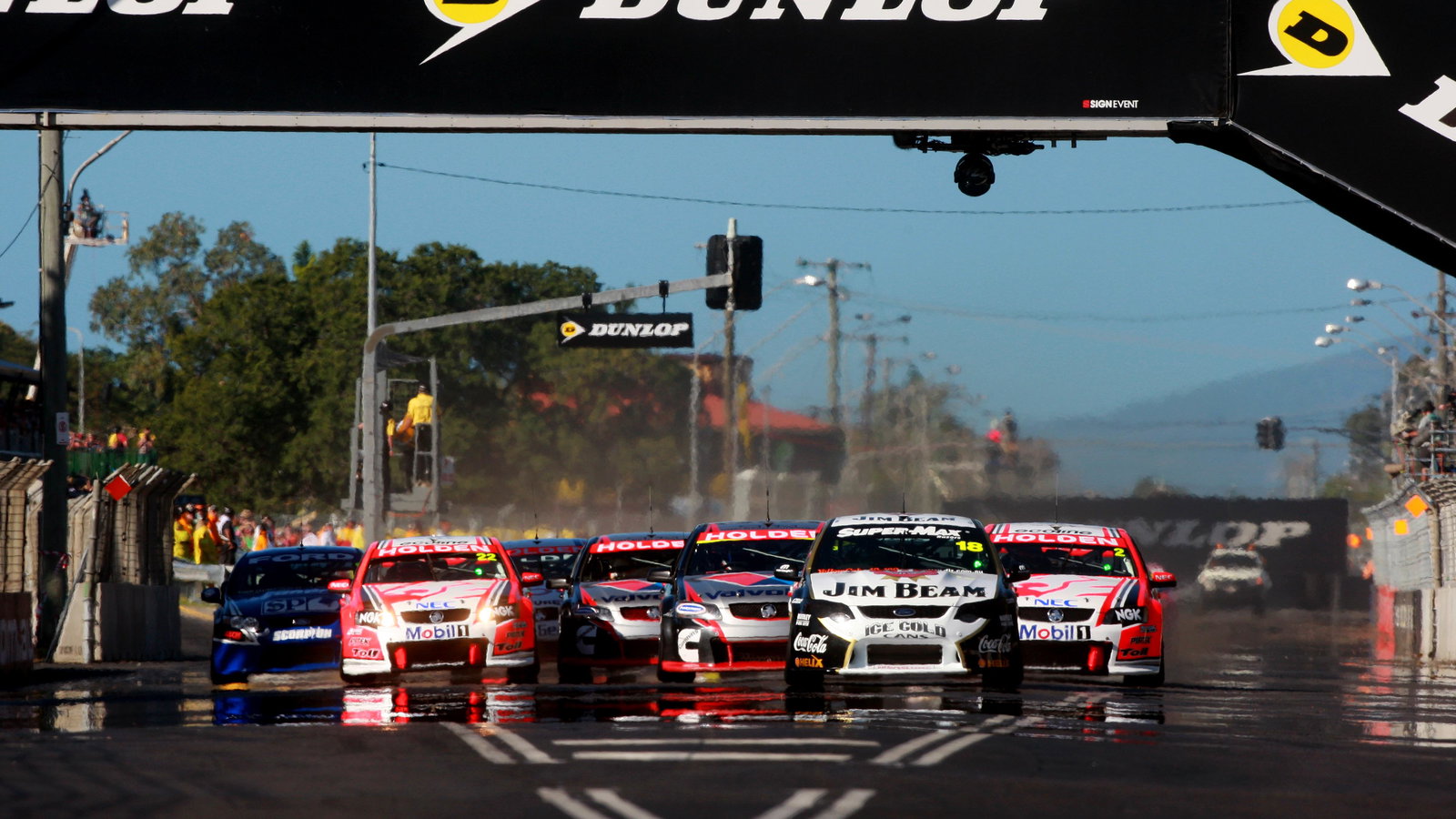 James Courtney leads the start or race 11 at Townsville on Saturday, (Aust) Jim Beam DJR Ford
