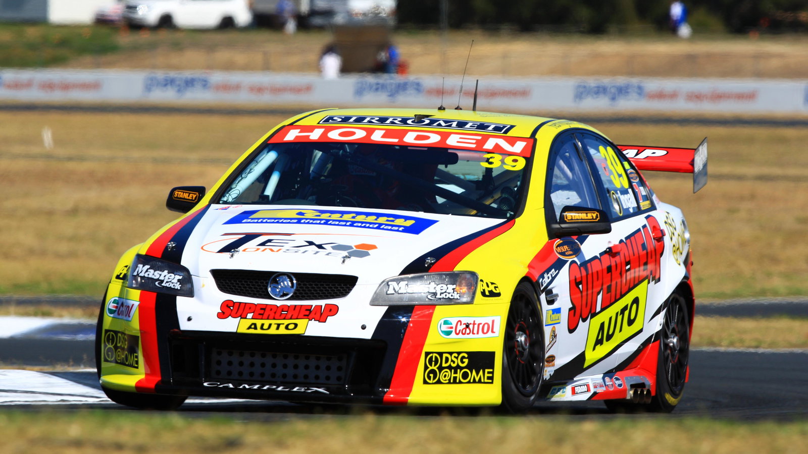 Russell Ingall, (aust), Supercheap PMM Commodore
Races 15 & 16 V8 Supercars
Qld House and Land.c