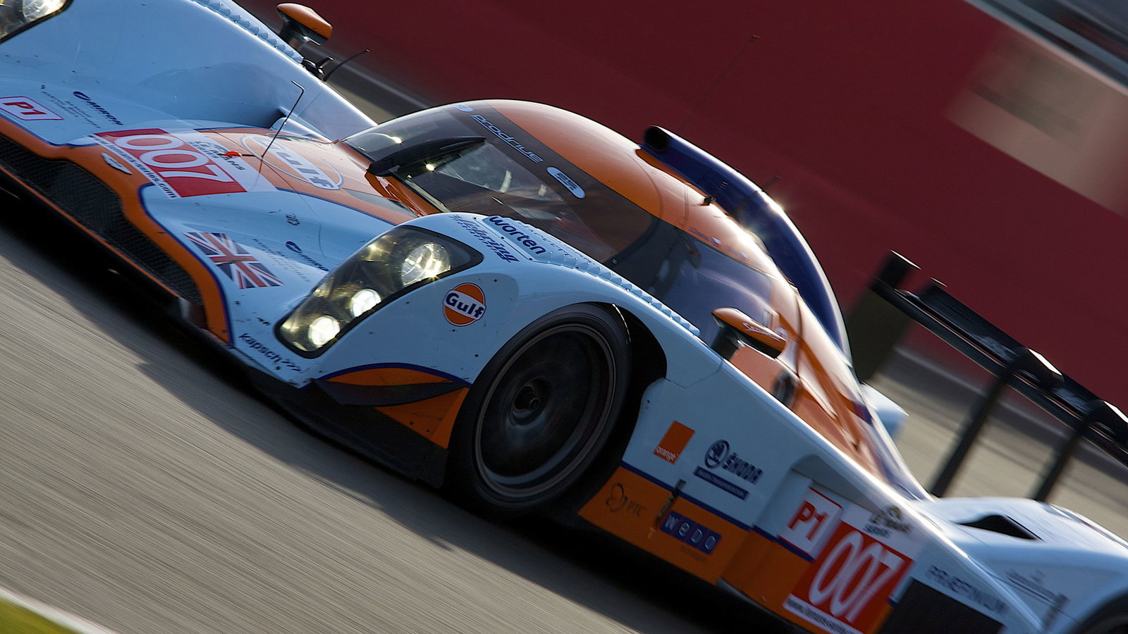 007 ASTON MARTIN RACING GBR M Lola Aston Martin Jan Charouz (CZE) Tomas Enge (CZE) Stefan MuÌcke (D