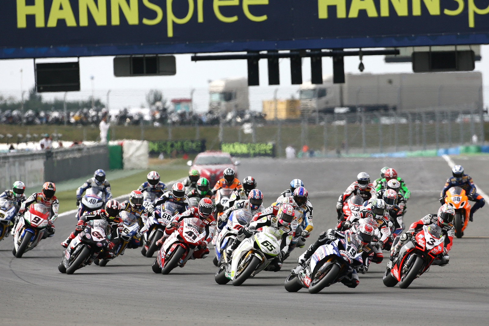 Race Start, French WSBK Race 1 2009