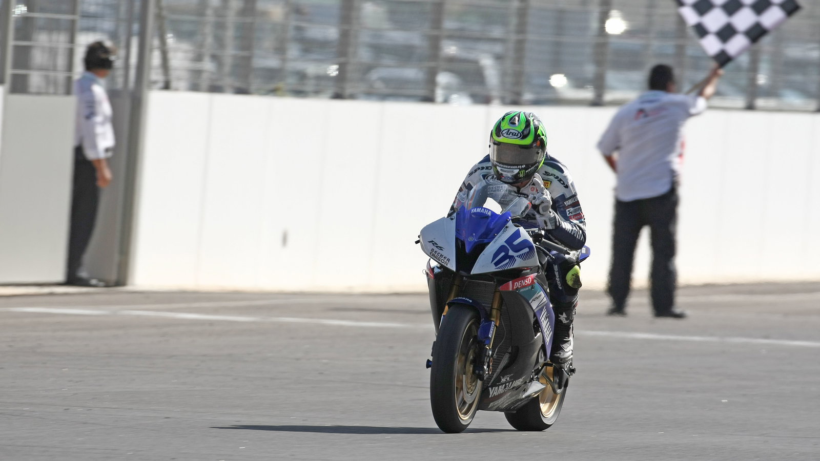 Crutchlow, 2009 World Supersport Champion, Portuguese WSS Race 2009