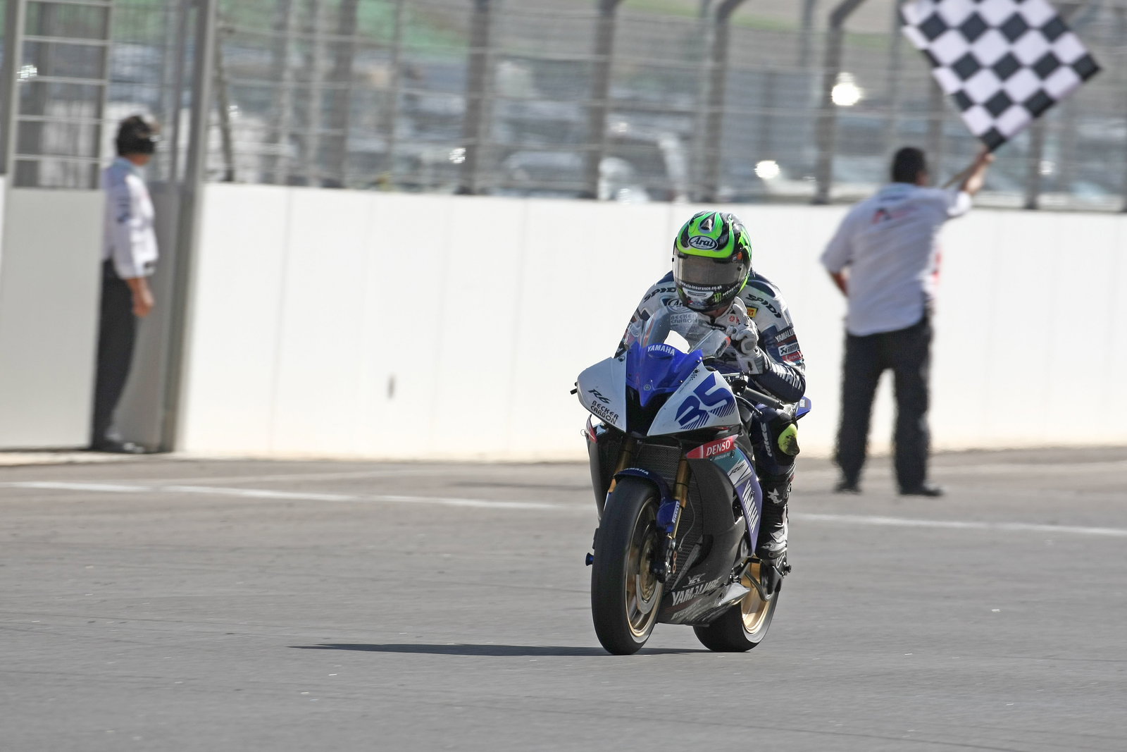 Crutchlow, 2009 World Supersport Champion, Portuguese WSS Race 2009