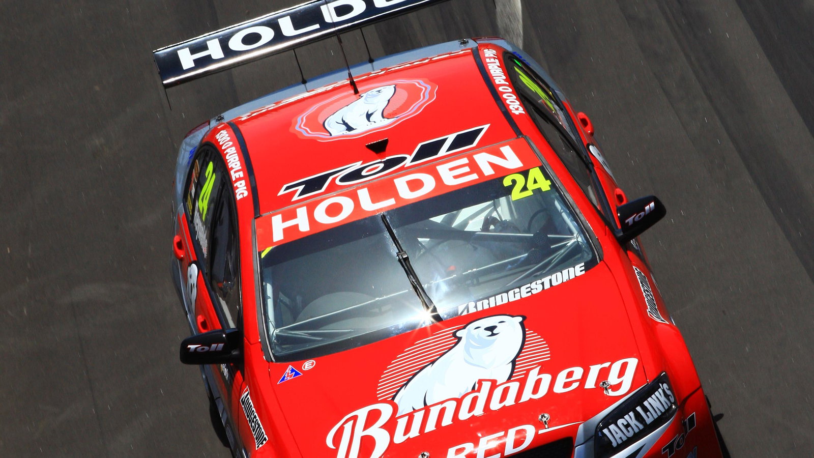 David Reynolds (Aust) Bundaberg Red Racing Team HSV Commodore
Races 25 and 26
Sydney Telstra 500