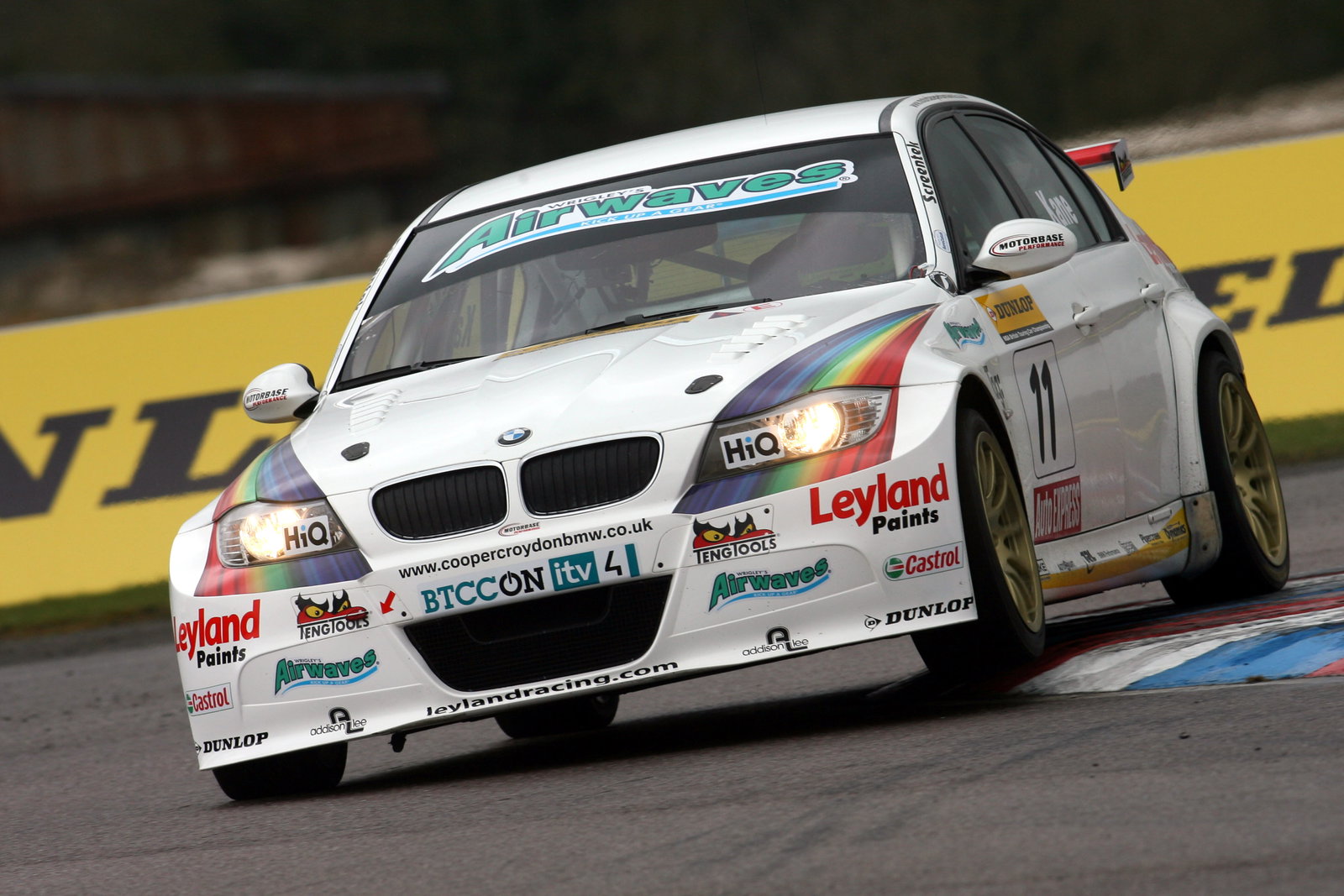 Steven Kane (GBR) Airwaves BMW 320si E90