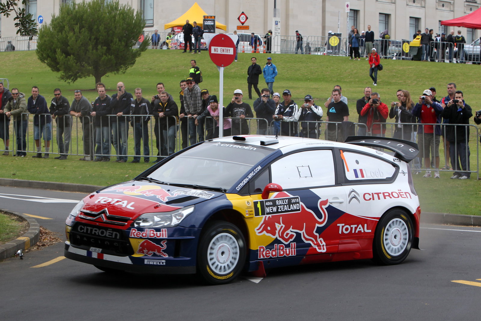 Sebastian Loeb (F) Daniel Elena (MC) Citroen C4 WRC