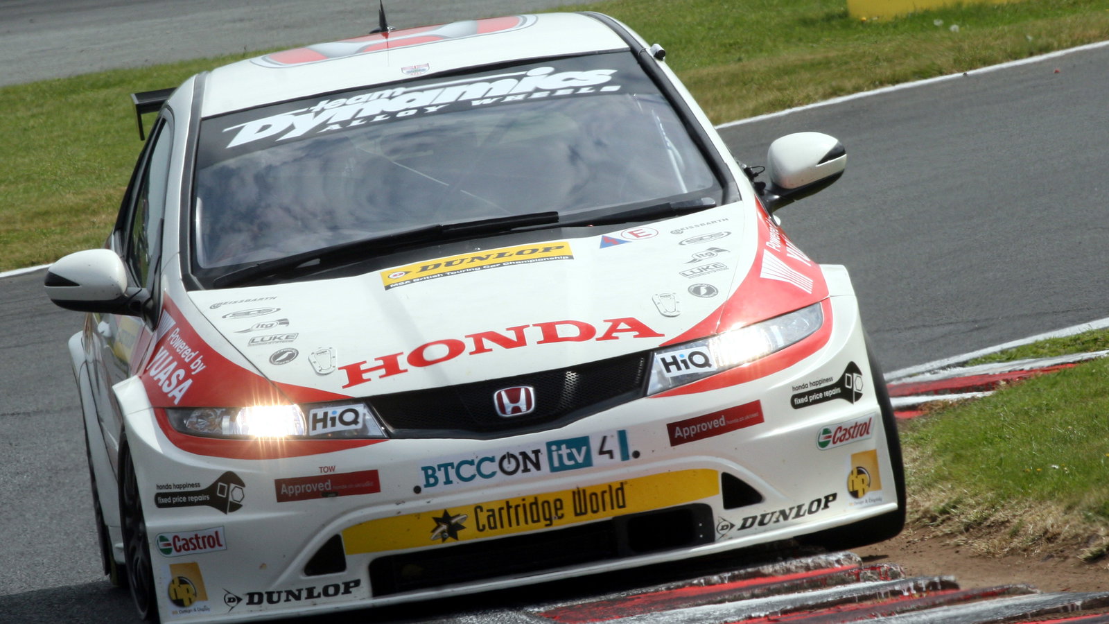 Matt Neal (GBR) - Honda Racing, Honda Civic