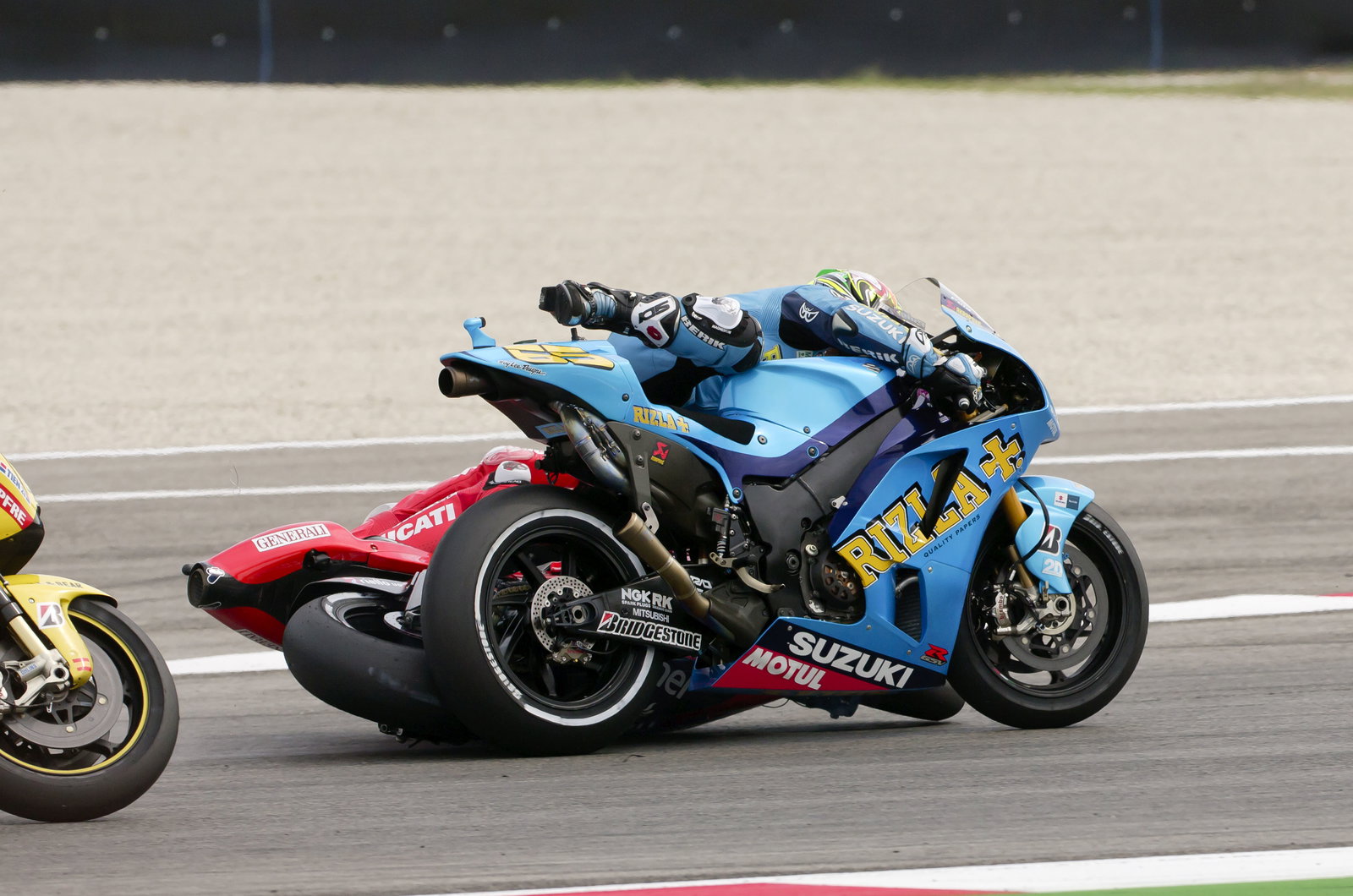 Hayden and Capirossi crash, San Marino MotoGP, 2010