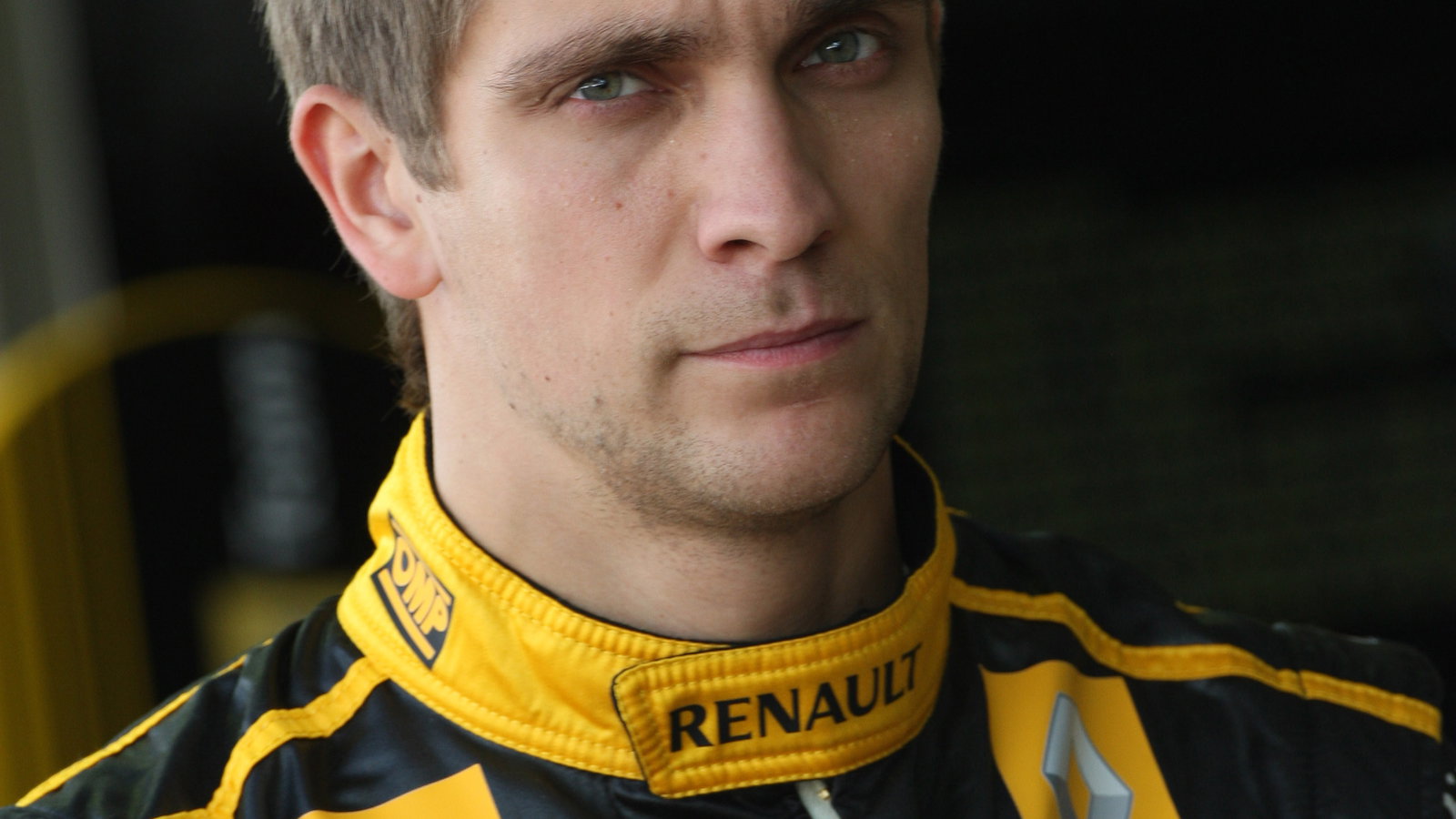 Friday Practice 1, Vitaly Petrov (RUS), Renault F1 Team, R30