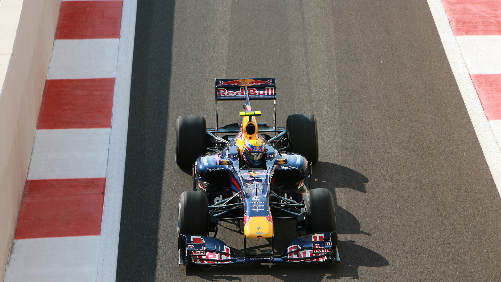 Friday Practice 1, Mark Webber (AUS), Red Bull Racing, RB6