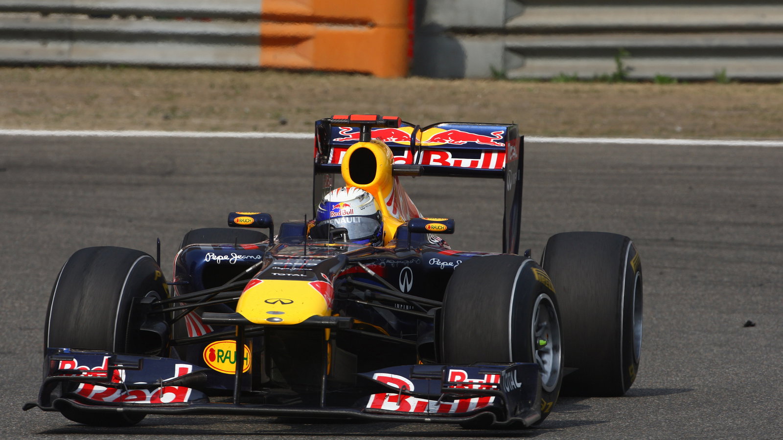 17.04.2011- Race, Sebastian Vettel (GER), Red Bull Racing, RB7