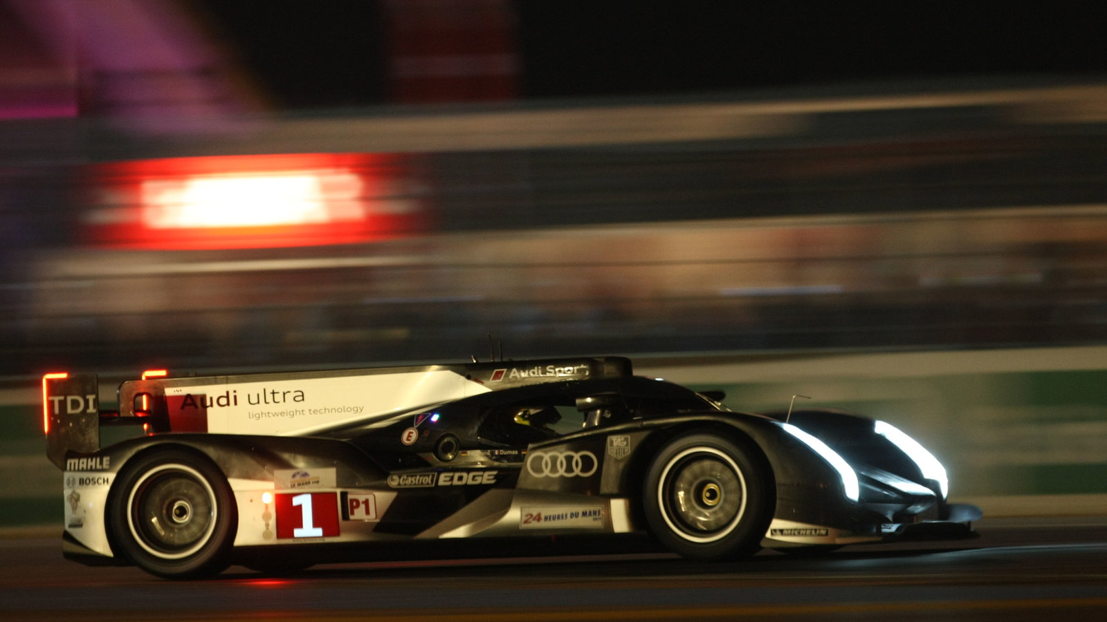 Timo Bernhard/Romain Dumas/Mike Rockenfeller - Audi Sport Team Joest Audi R18 TDI