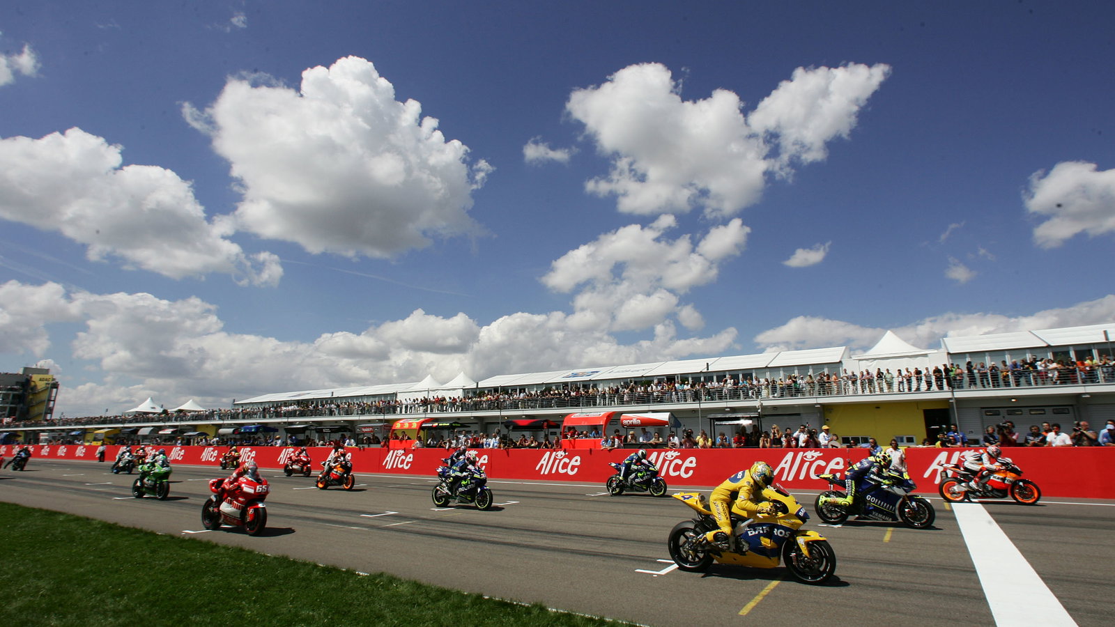Restart, German MotoGP. 2005
