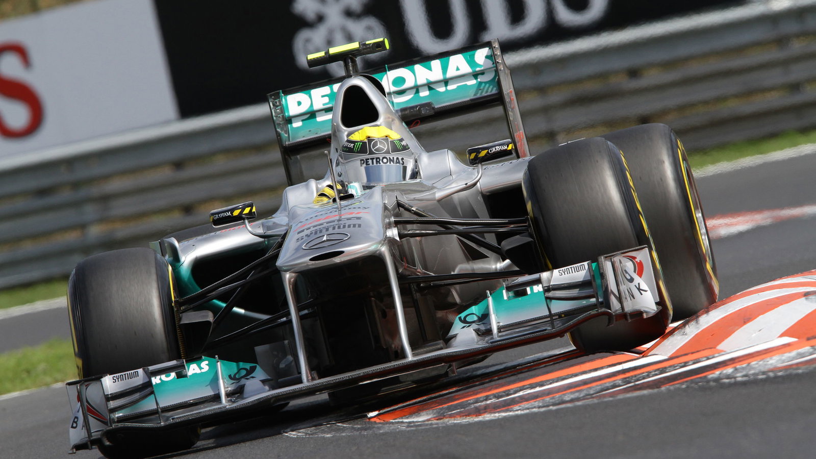 30.07.2011 Nico Rosberg (GER), Mercedes GP Petronas F1 Team, MGP W02