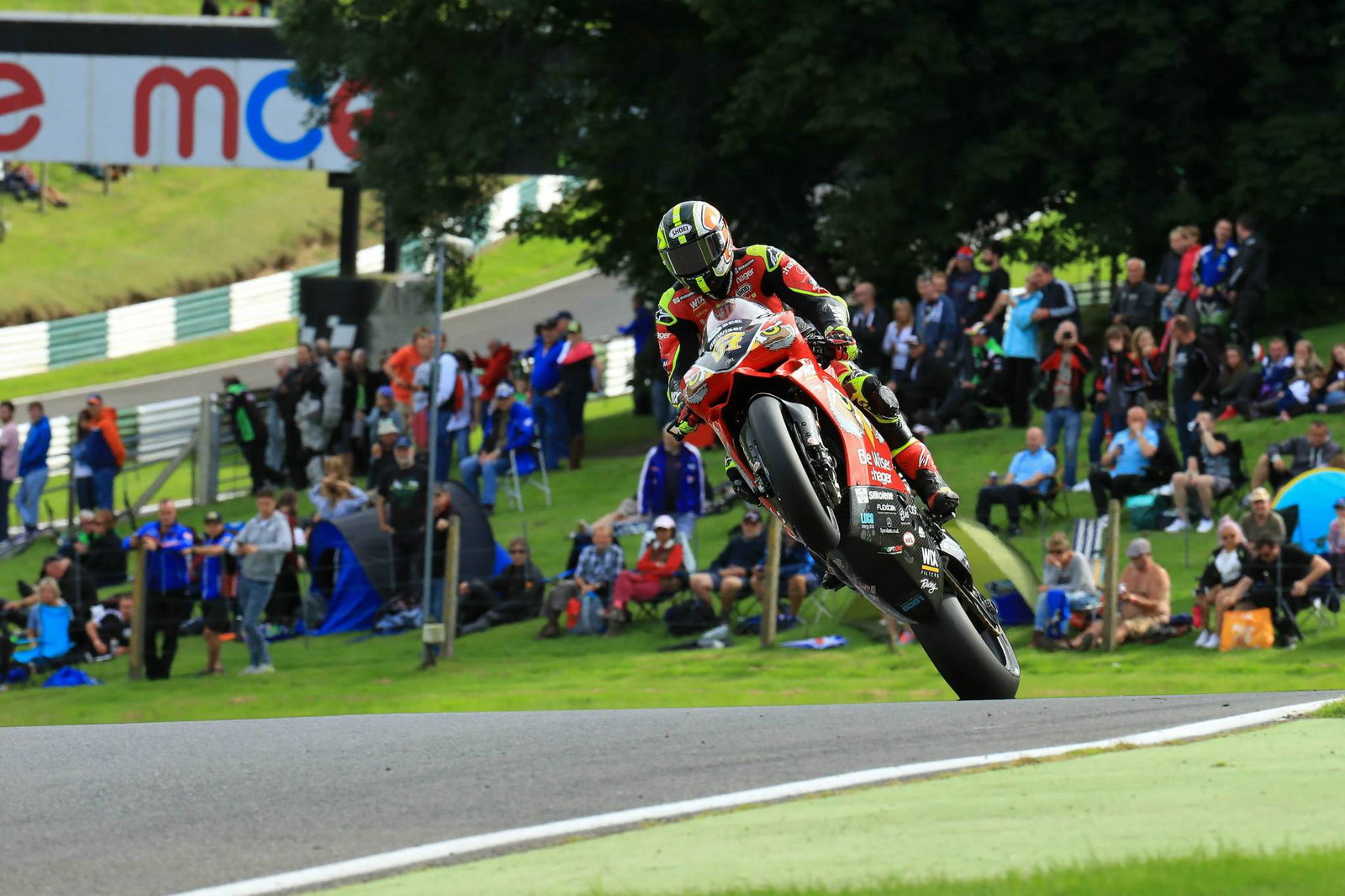Hopkins frustrated by Thruxton tyre woes