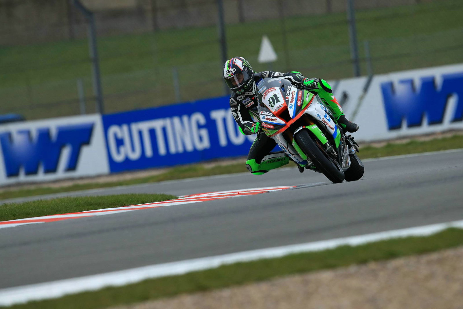 Haslam heads BSB field from Iddon