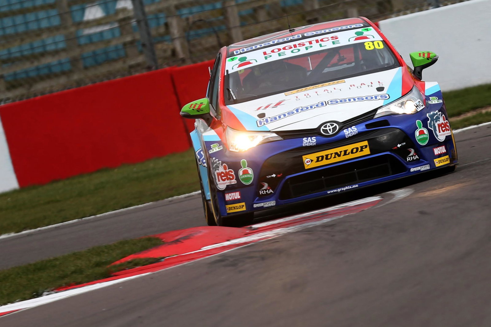 BTCC Donington Park: Ingram storms from 13th to win race two