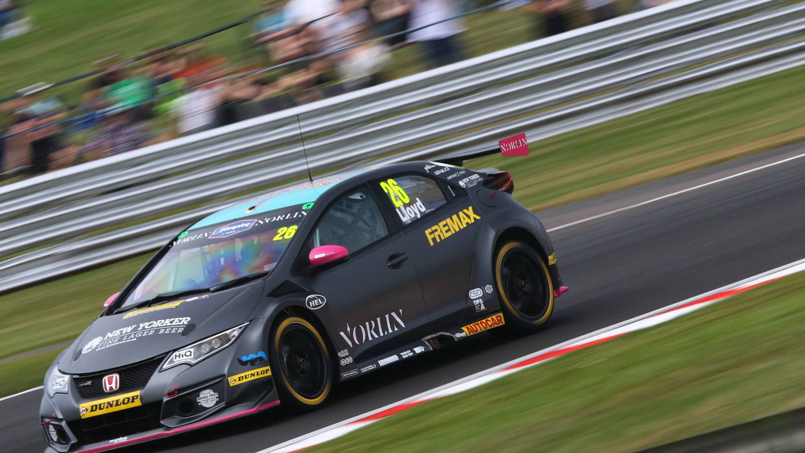 BTCC Croft: Lloyd takes flawless maiden BTCC victory