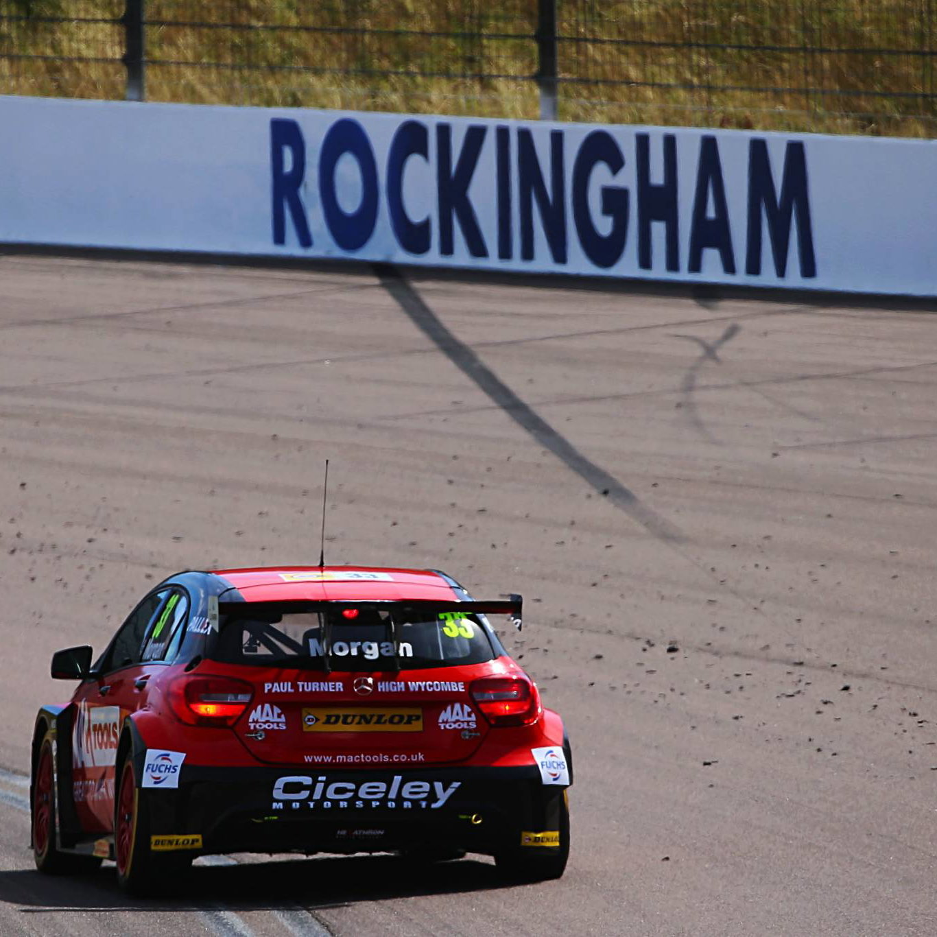BTCC Rockingham: Morgan denies Tordoff to snatch maiden BTCC pole