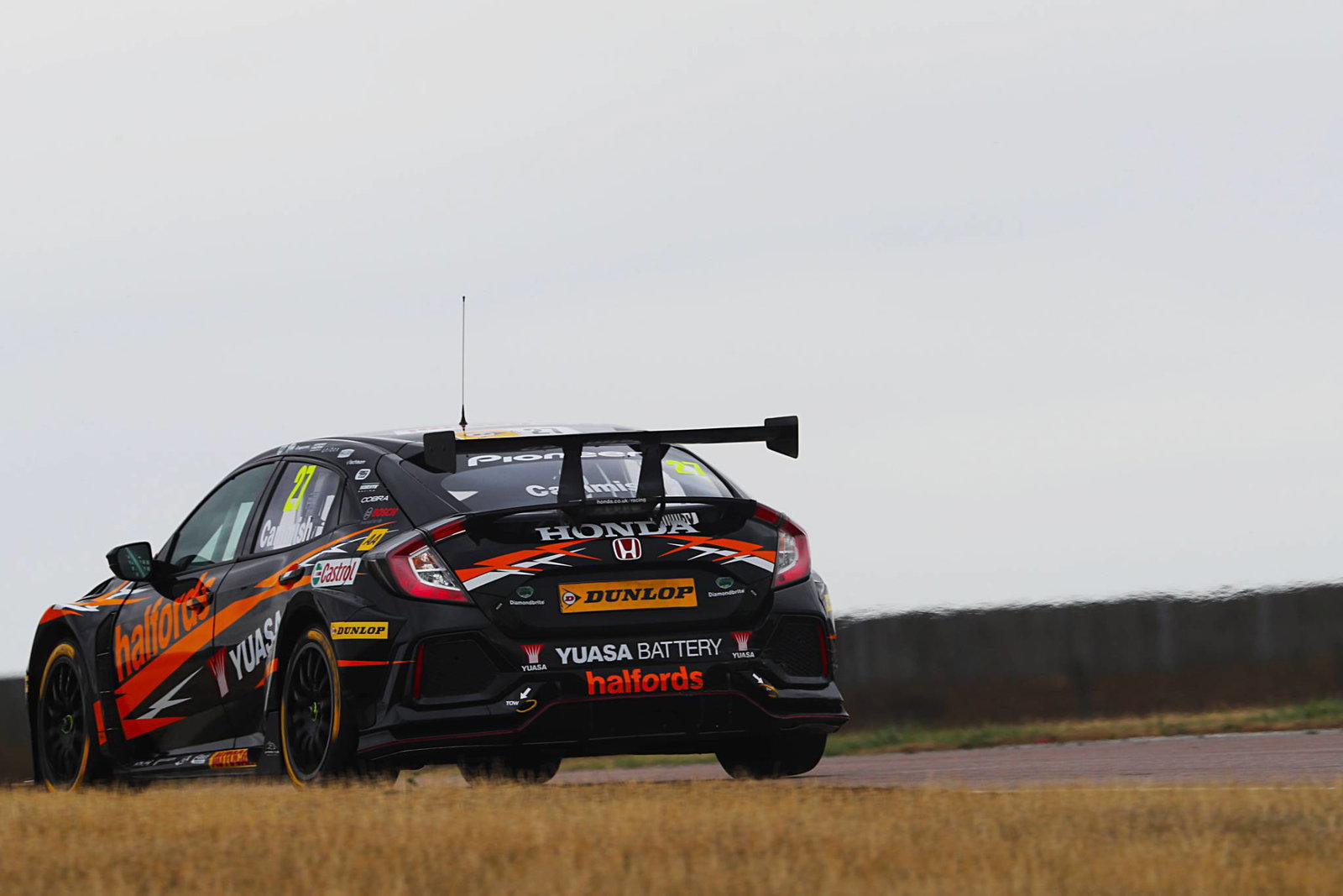 BTCC Knockhill: Cammish clinches maiden BTCC pole at Knockhill