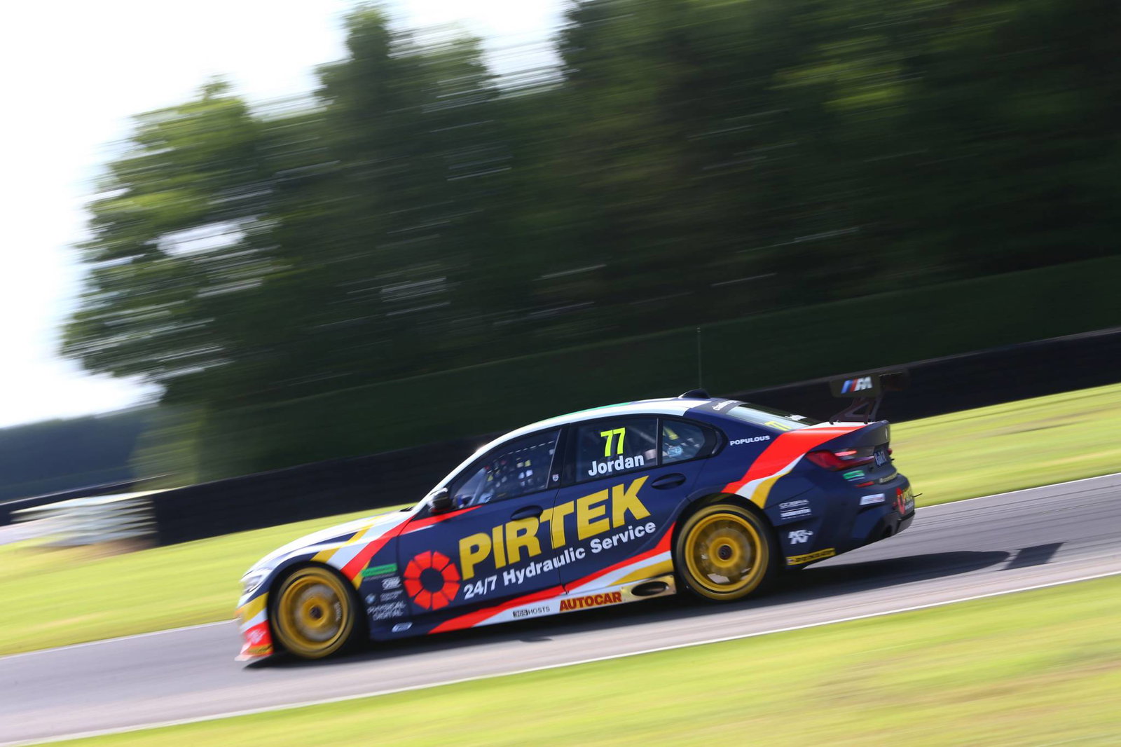 BTCC Croft: Chilton fends off Cook and Plato for race three win