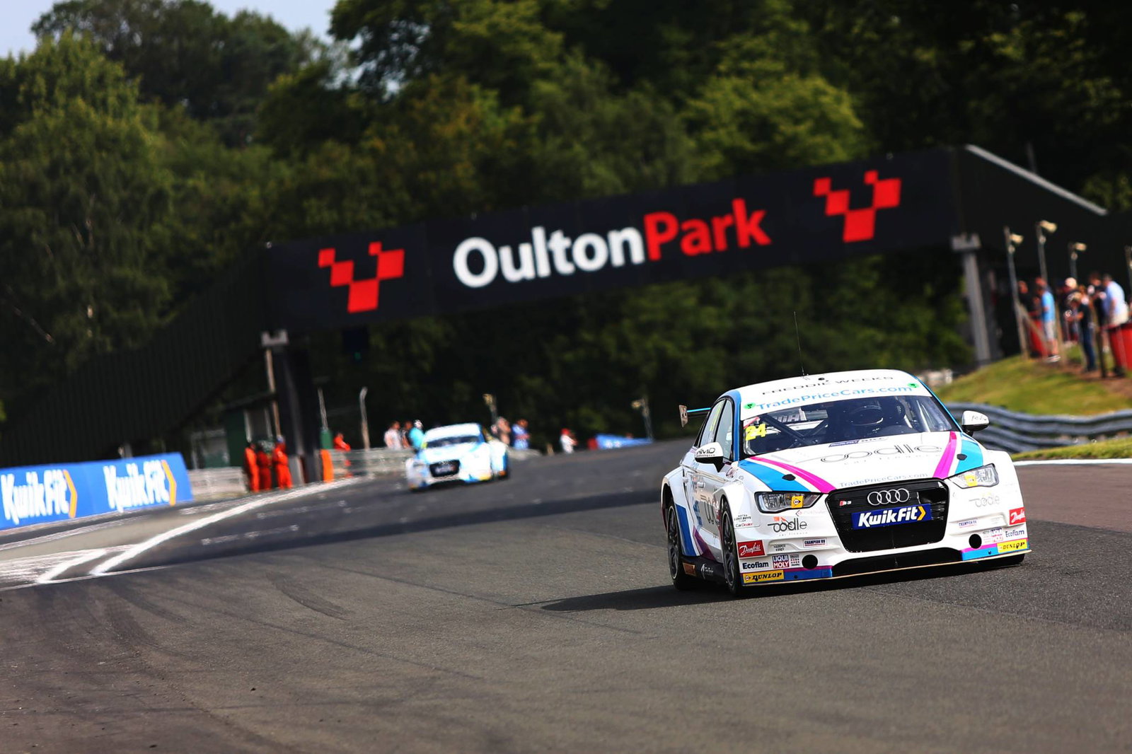 BTCC Oulton Park: Turkington dominates for a 50th career BTCC win