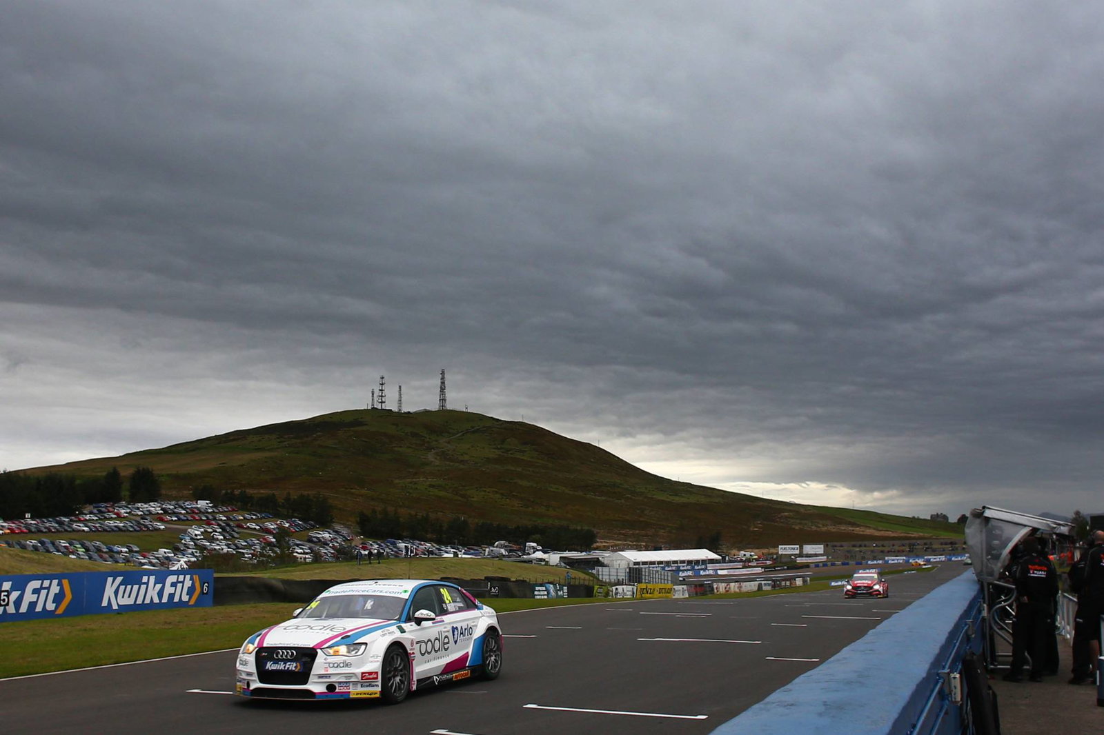 BTCC Knockhill: Jordan wins as points leader Turkington hits trouble
