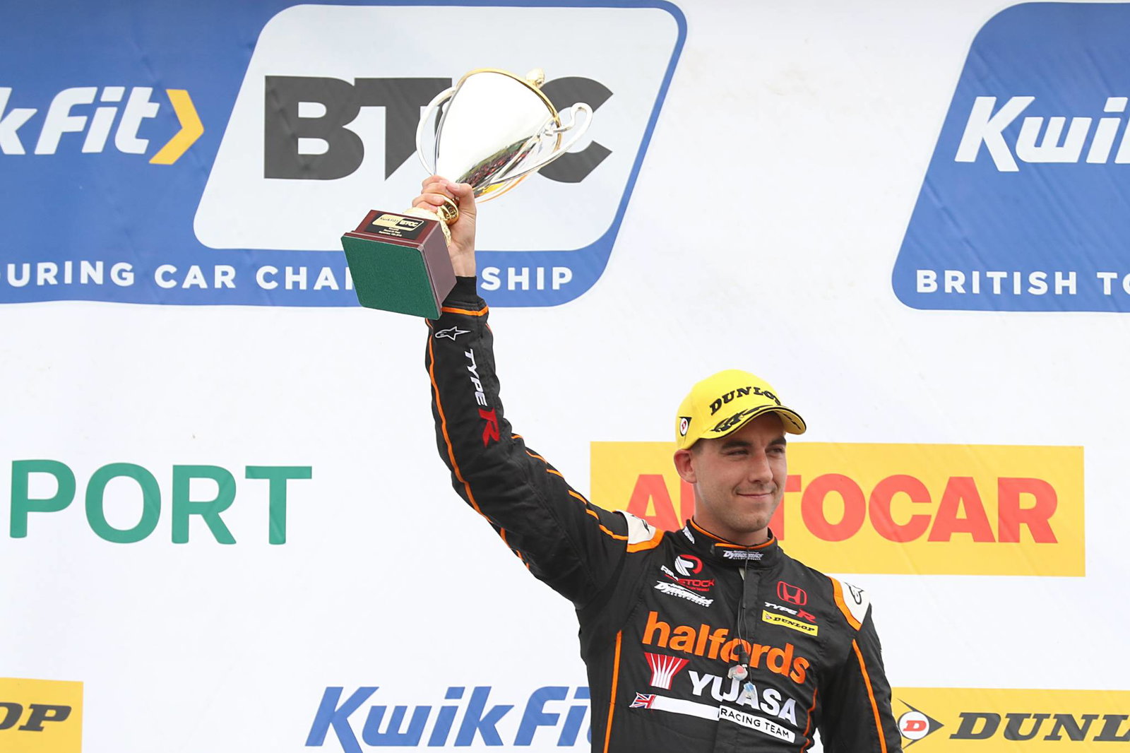 BTCC Silverstone: Cammish: We’re a thorn in the side
