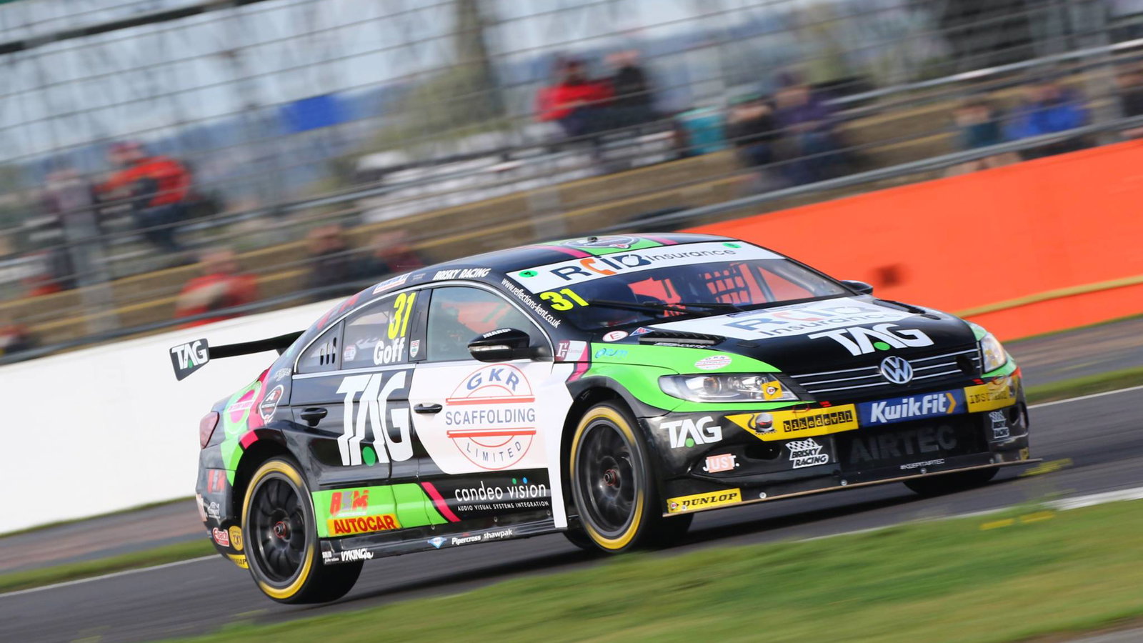 BTCC Silverstone: Goff takes shock win in crazy reverse grid race