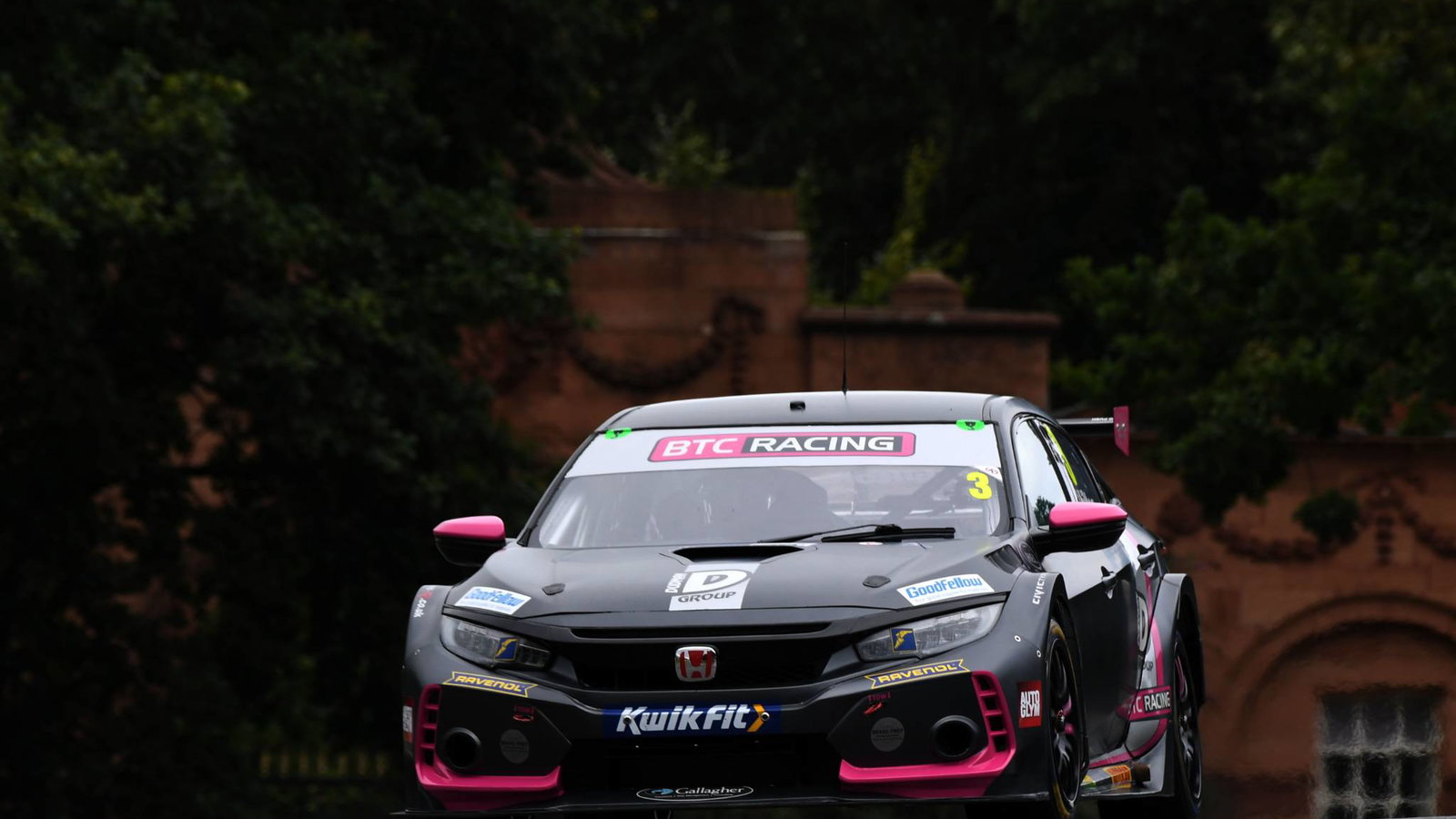BTCC Oulton Park: Cook sails to race one victory