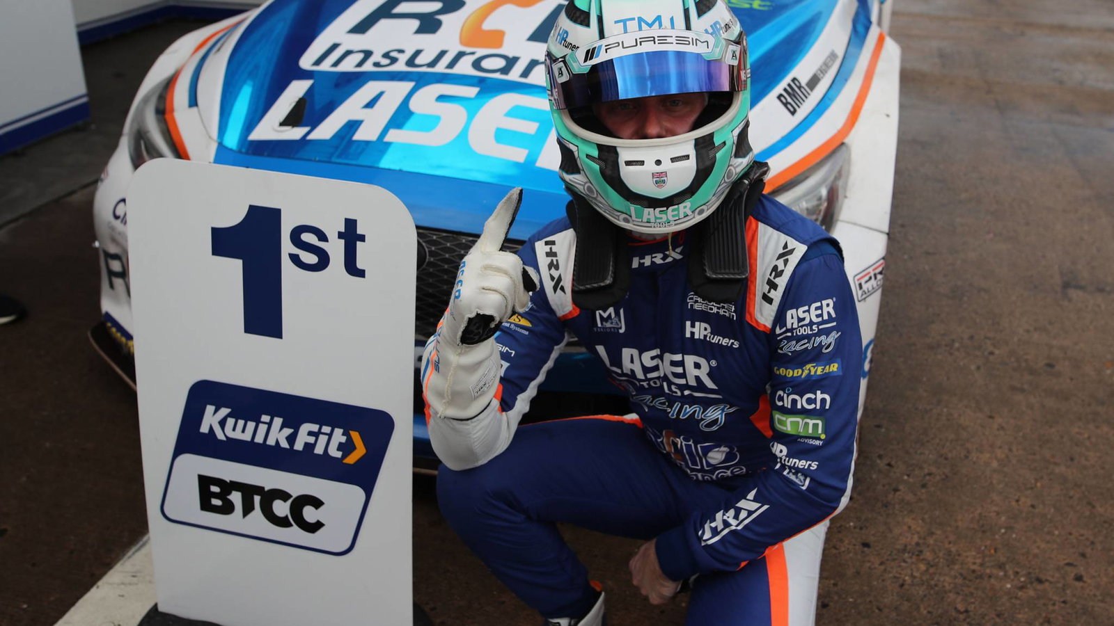 BTCC Knockhill: Sutton takes maiden Infiniti BTCC pole position