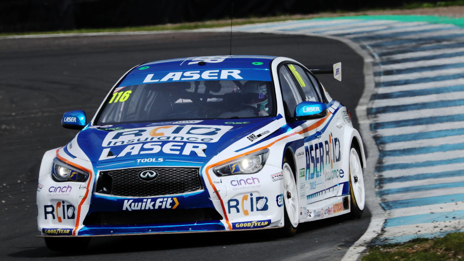 BTCC Knockhill: Sutton fends off Turkington for race one win