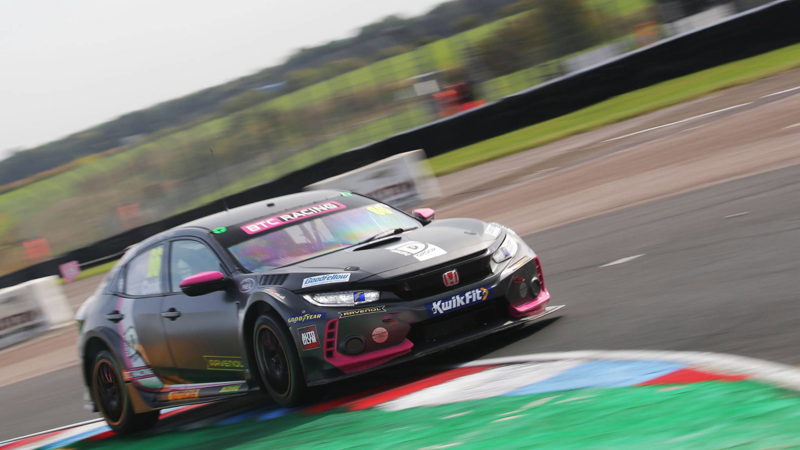 iJosh Cook (GBR) - BTC Racing Honda Civic Type R 