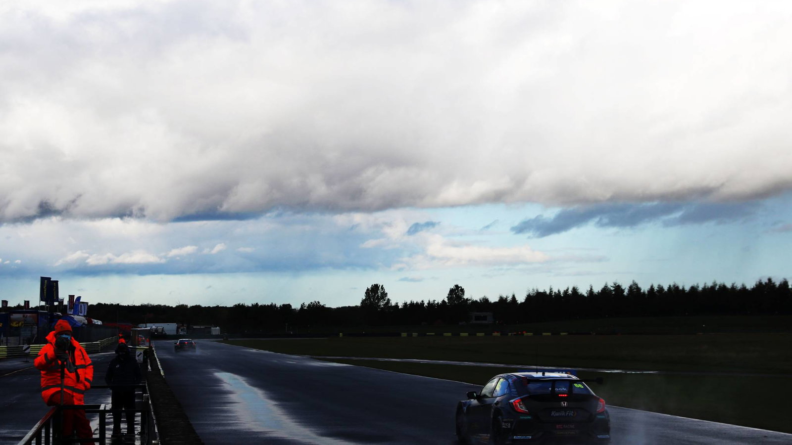 iJosh Cook (GBR) - BTC Racing Honda Civic Type R 