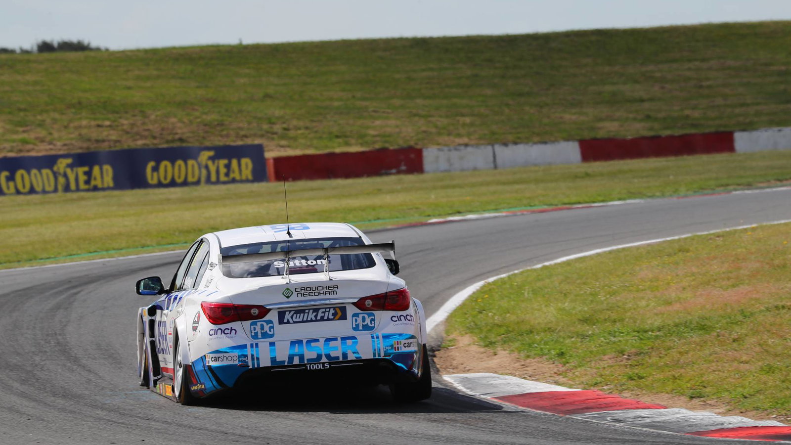 iAshley Sutton (GBR) - Laser Tools Racing Infiniti Q50