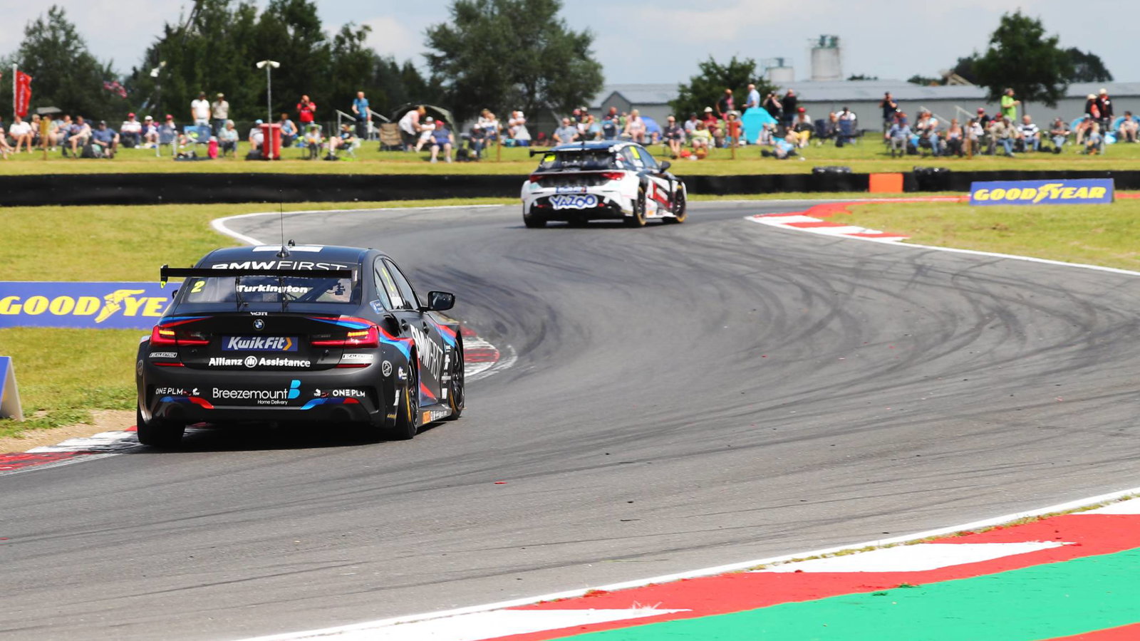 iColin Turkington (GBR) - Team BMW BMW 330i M Sport