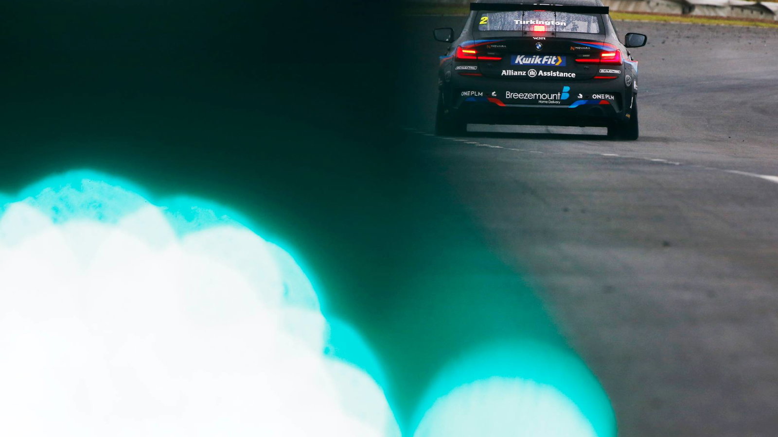 iColin Turkington (GBR) - Team BMW BMW 330i M Sport 