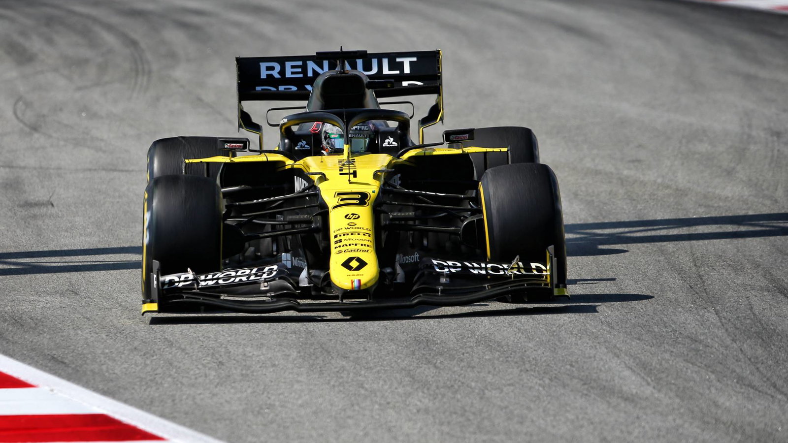 Daniel Ricciardo hopes Spanish F1 GP is an “anomaly” for Renault