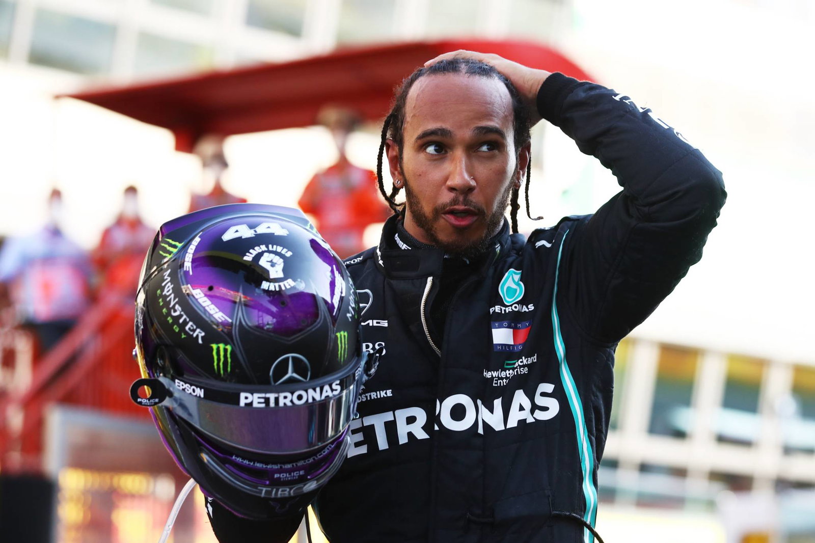 Race winner Lewis Hamilton (GBR) Mercedes AMG F1 celebrates in parc ferme.