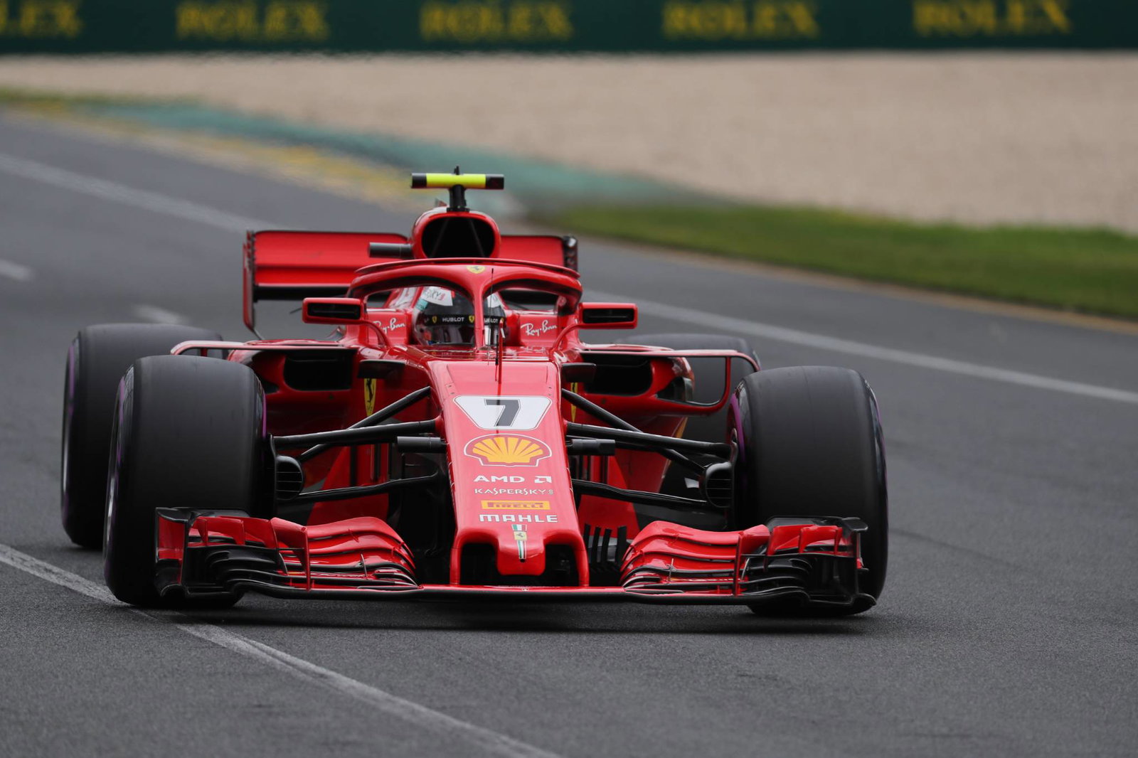 Lewis Hamilton sweeps to record-breaking Australian GP pole